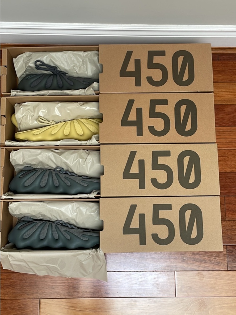 Yeezy 450’s (stock: 4)